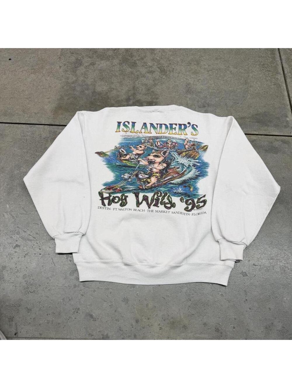 vintage islanders hog wild pig white nature crewneck size medium HAS STAINS
